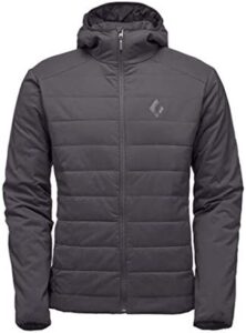 chaqueta cortavientos de montaña black diamond