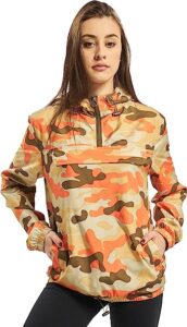 chaqueta cortavientos estampada de mujer camuflaje