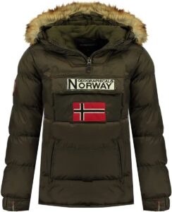 chaqueta cortavientos verde norway