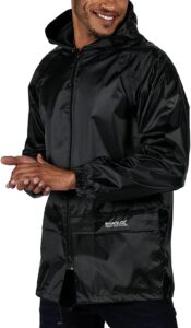 chaqueta cortavientos impermeable de hombre